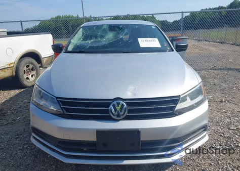 2015 Volkswagen Jetta 2.0L S z USA, uszkodzony, nr VIN 3VW2K7AJ5FM251943